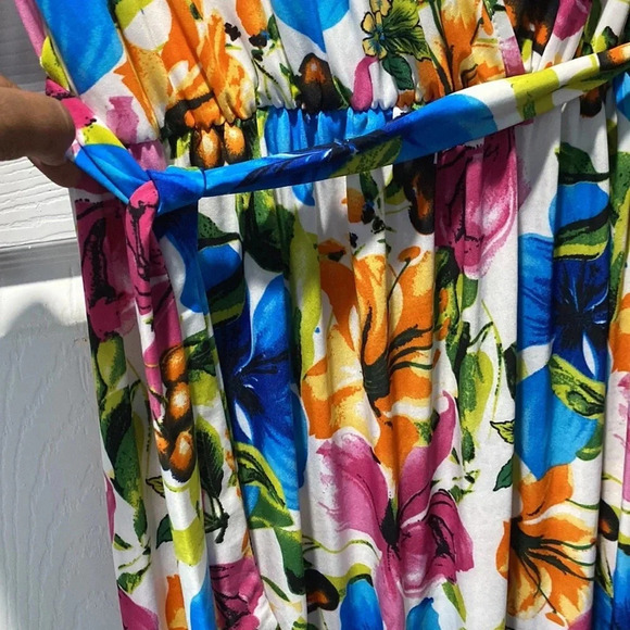 Long Floral Maxi Dress  by Seven Island - Size Large - Picture 6 of 11